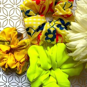 3pcs Scrunchies Simple ties to beat the heat